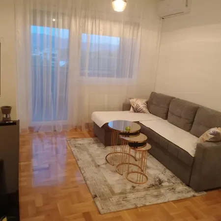 Jednosoban Sta *